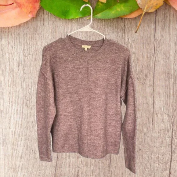 Legendary Outfitters Light Purple Sweater Women's Size Small - Picture 1 of 6